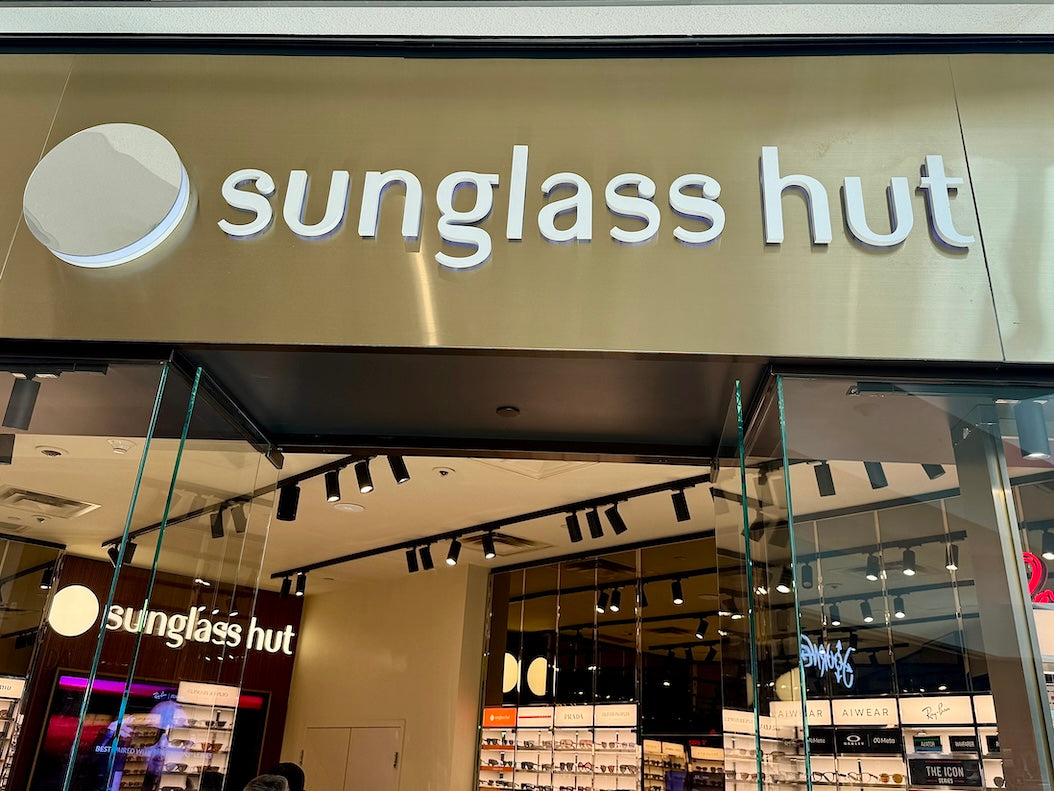 Sunglass Hut Mall Storefront