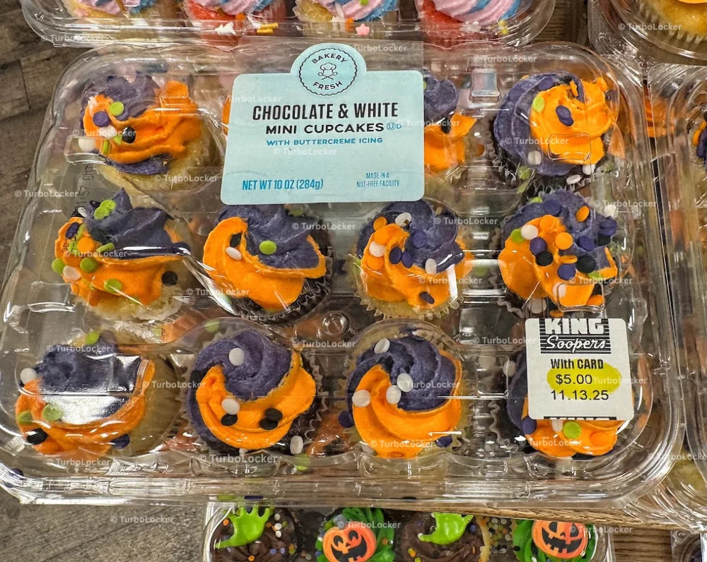 Chocolate And White Mini Halloween Cupcakes