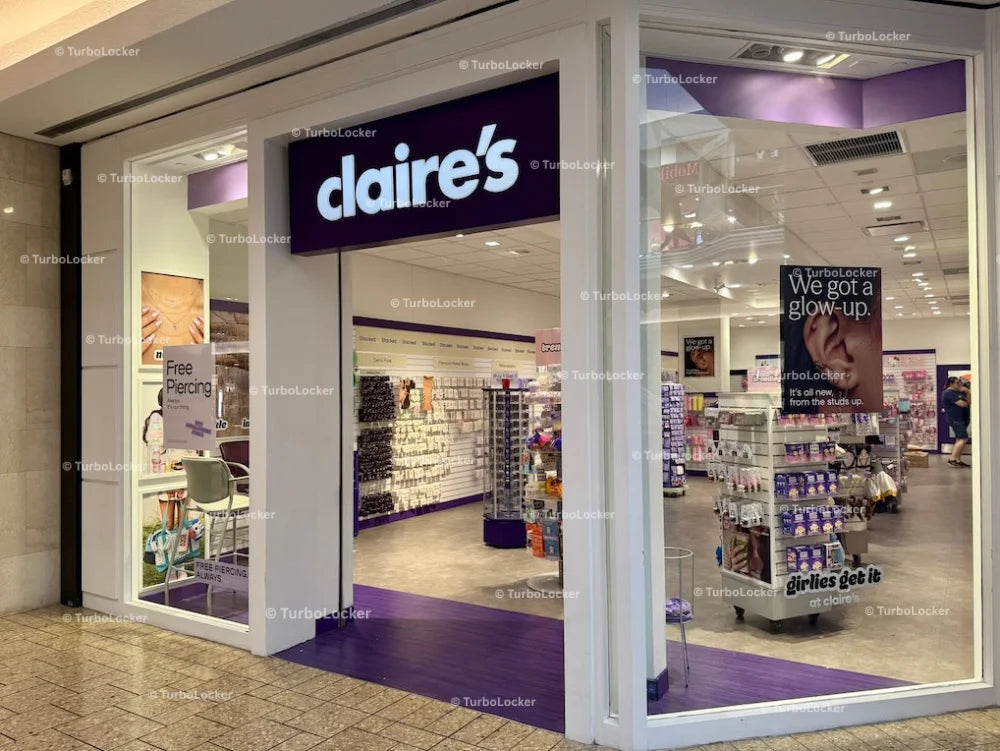 Claire’s Store Logo And Exterior