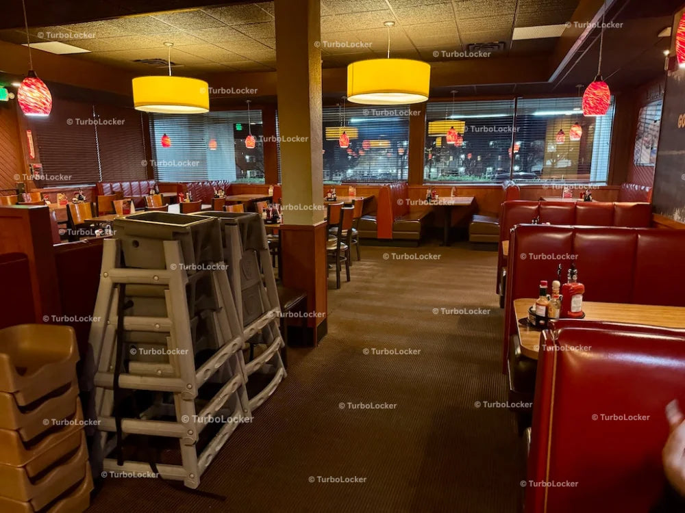 Denny’s Diner Interior