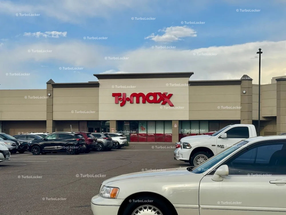 TJ Maxx Store Exterior