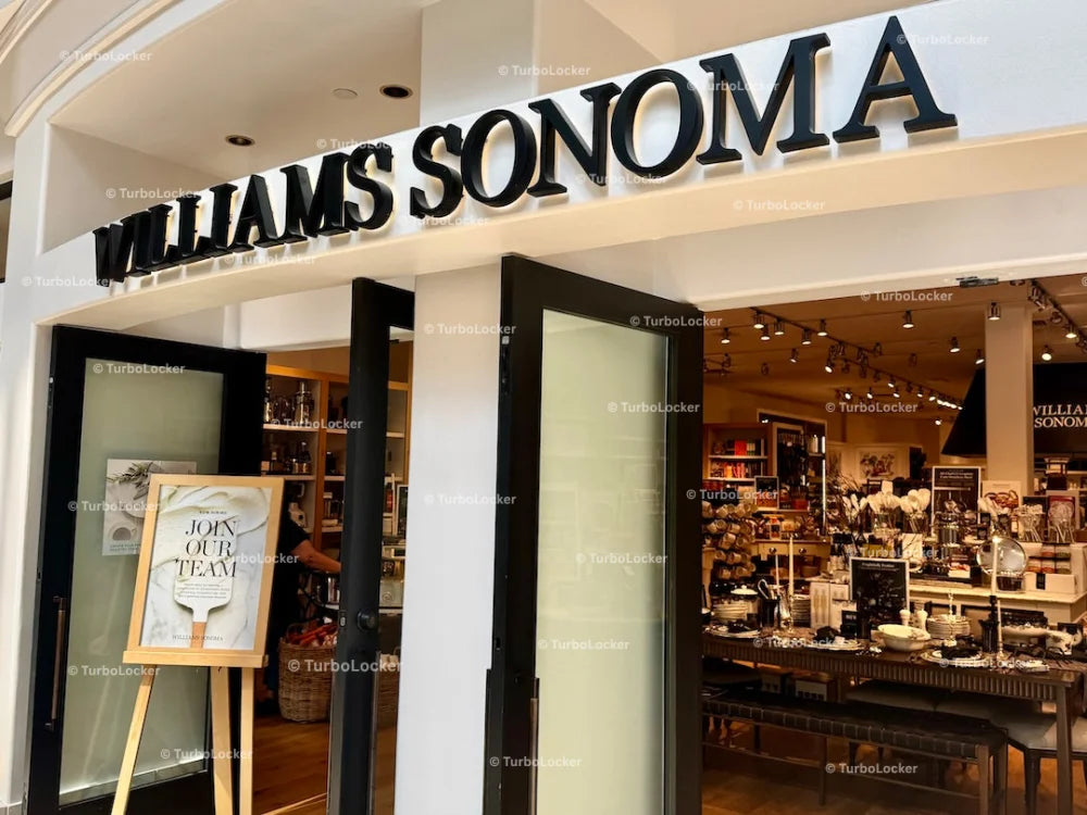 Wiliams Sonoma Mall Storefront